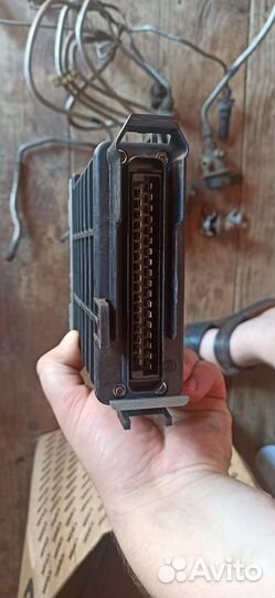 Блок управления ауди 100 с4 2.3 AAR