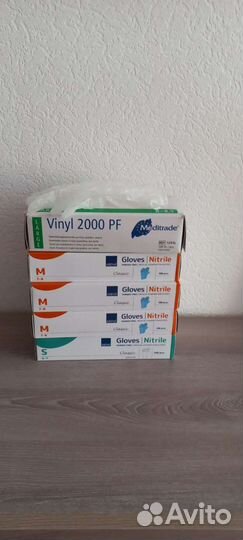 Одноразовые перчатки, винил, нитрил