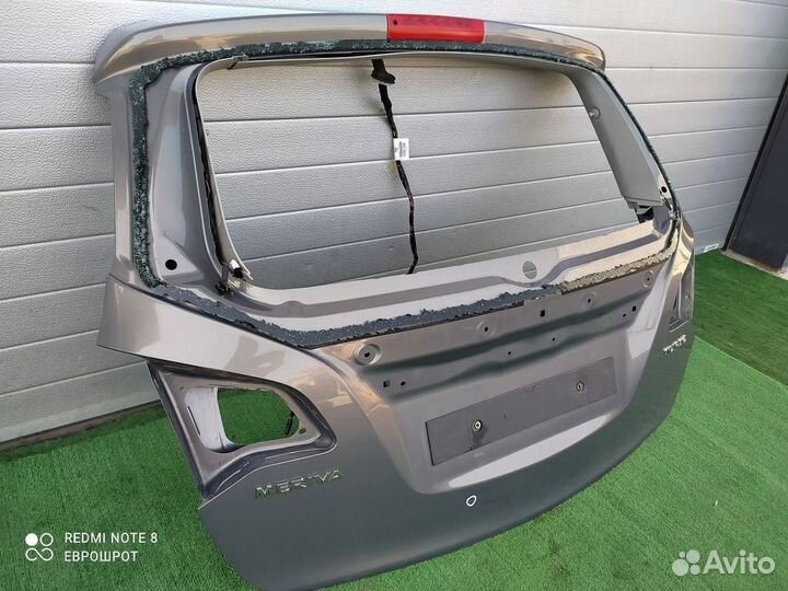Крышка багажника Opel Meriva B (2010-2018)