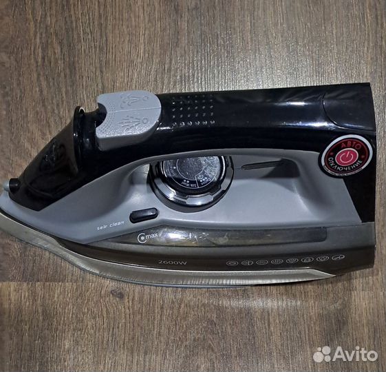 Беспроводной утюг Redmond