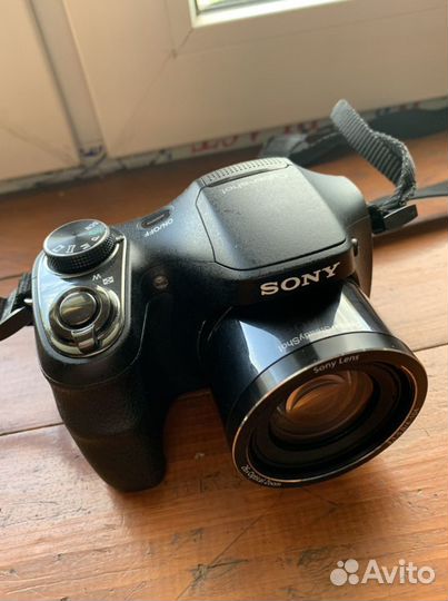 Фотоаппарат Sony DSC-H200