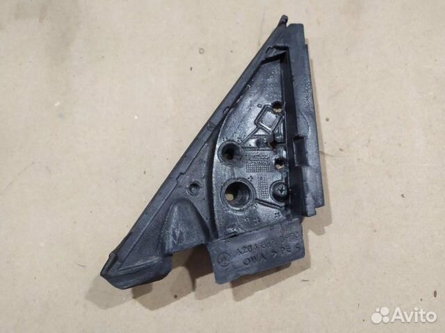 Деталь передняя левая Mercedes Glk Х204