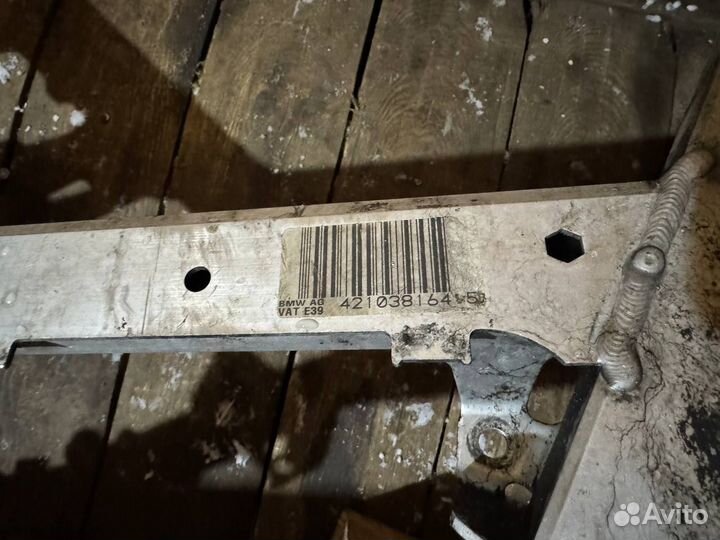 Подрамник передний BMW e39 525d 530d