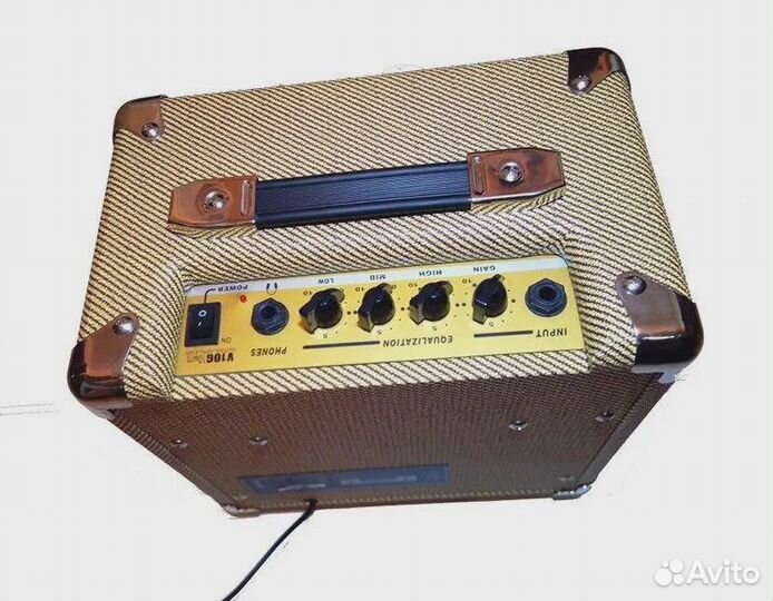 Гитарный комбоусилитель belcat V10G Vintage Series