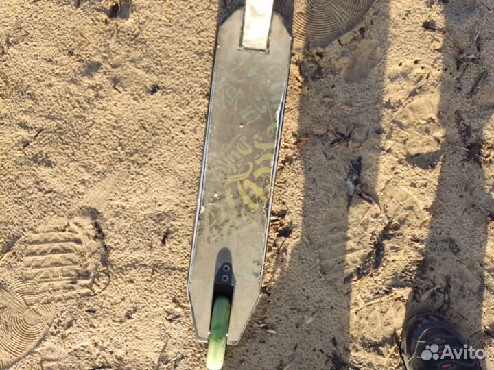 Трюковой самокат