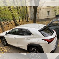 Lexus UX 2.0 CVT, 2019, 9 600 км, с пробегом, цена 3 400 000 руб.