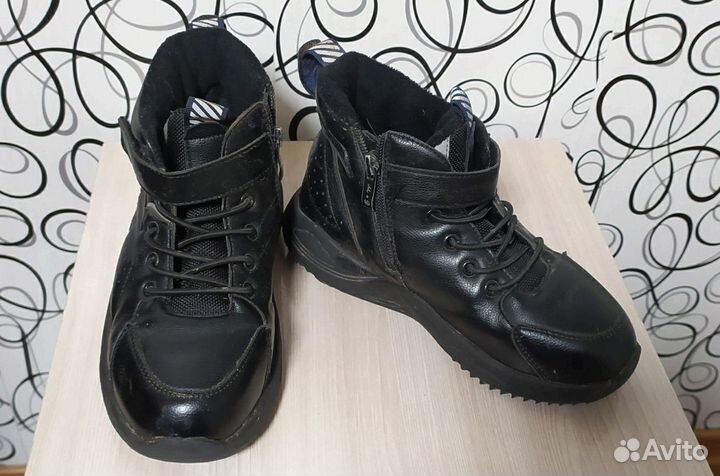 Ботинки демисезонные 32 размер