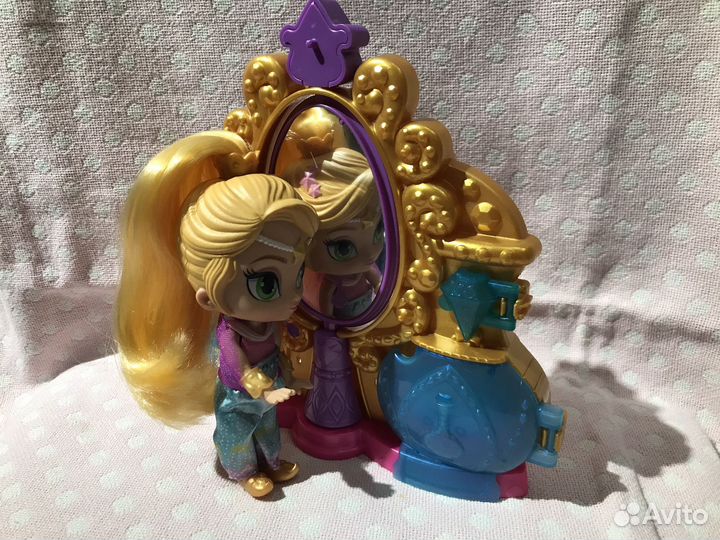 Шиммер, Шайн, питомец Париса, зеркало