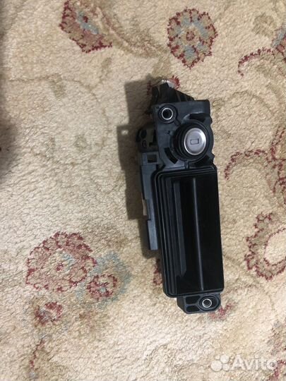 Замок от багажника mersedes