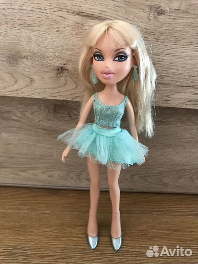 Кукла Bratz
