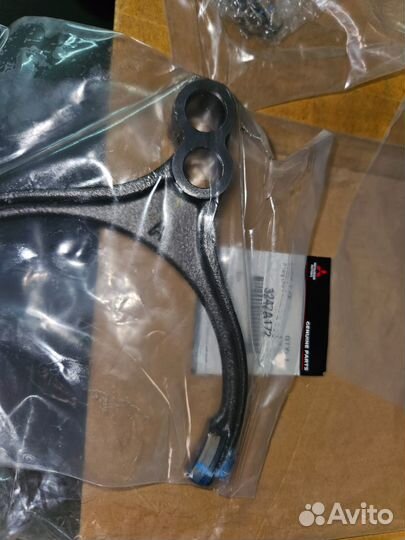 Вилка переключения раздатки Mitsubishi 3242A174