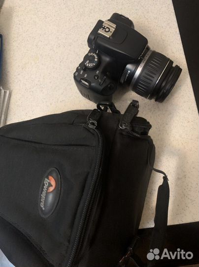Зеркальный фотоаппарат canon EOS 1000d