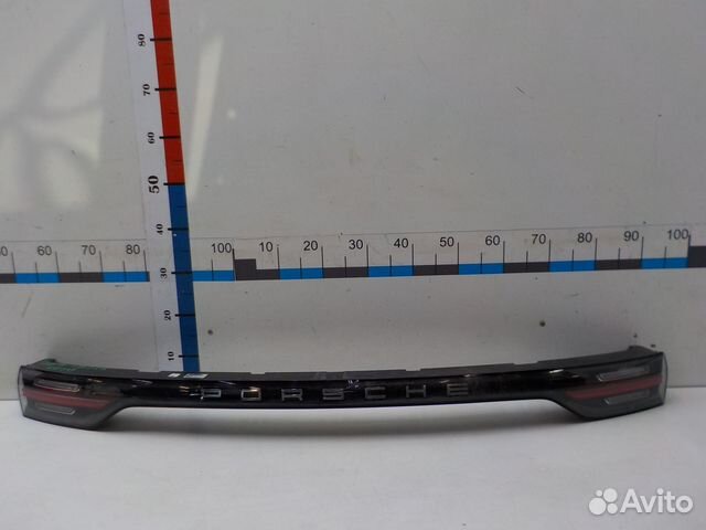 Фонарь задний правый внутренний Porsche Cayenne 20