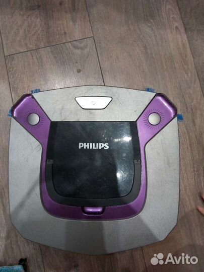 Робот пылесос Philips FC8796