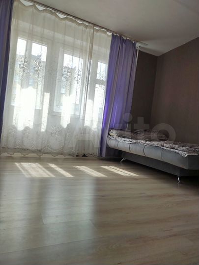 4-к. квартира, 70,6 м², 2/5 эт.