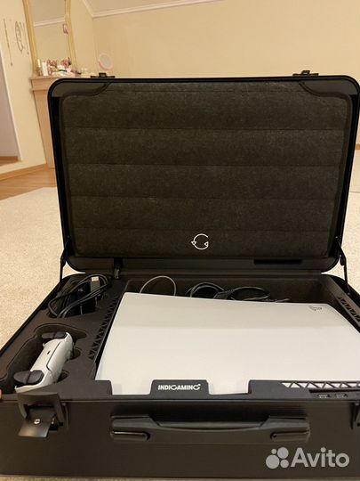 Sony playstation 5 + poga LUX