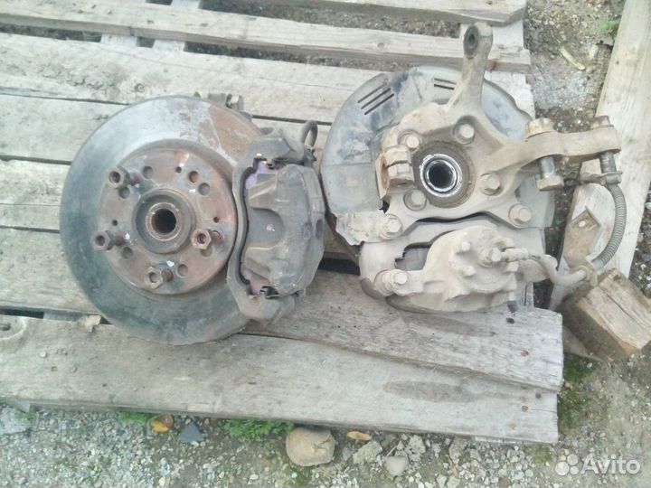 Mitsubischi galant 8 ступица