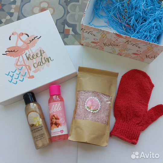 Подарочный набор уходовой косметики 8 предметов