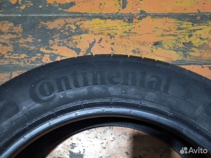 Continental ContiPremiumContact 6 215/55 R17 94V