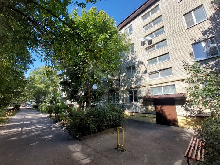 1-к. квартира, 38 м², 4/4 эт.