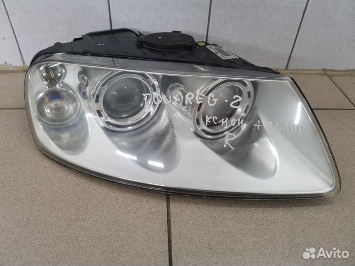 Фара правая ксенон VW Touareg 7L 7L6941016BK