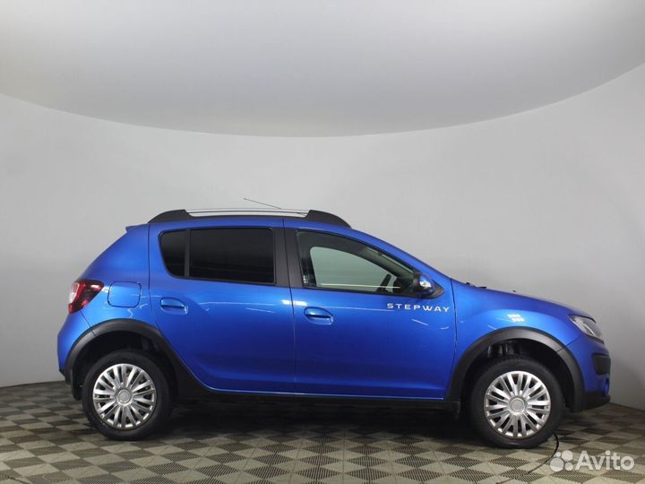Renault Sandero Stepway 1.6 МТ, 2017, 102 000 км
