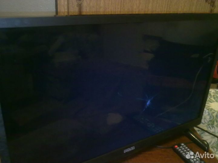 Разбита матрица,звук есть, Polar 28LTV2001,LED