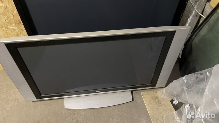 Телевизор LG 42px3rv