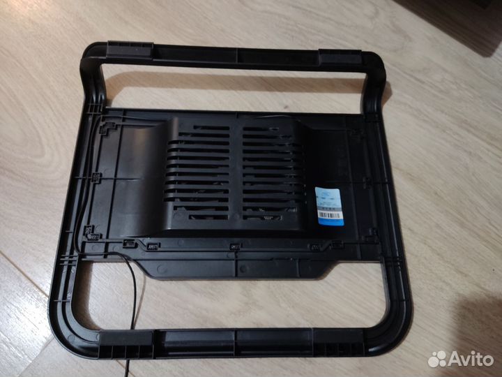 Подставка с охлаждением для ноутбука