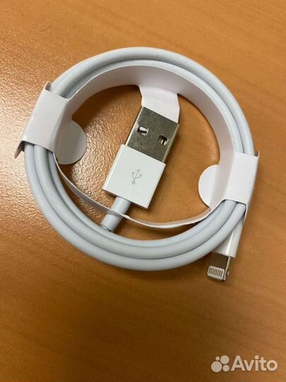 Кабель Lightning для Apple