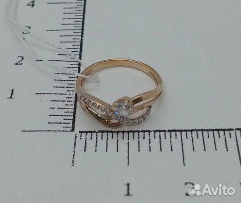 Золотое кольцо с фианитом 15,5р