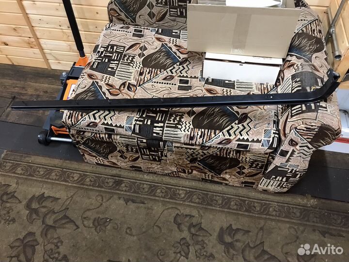 Направляющая сдвижной двери Ford Transit