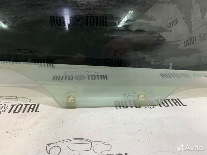 Стекло двери заднее правое Chevrolet Lacetti