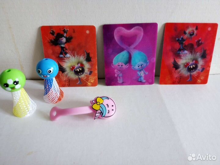 Карточки Тролли, прыгскокеры, скрепыши