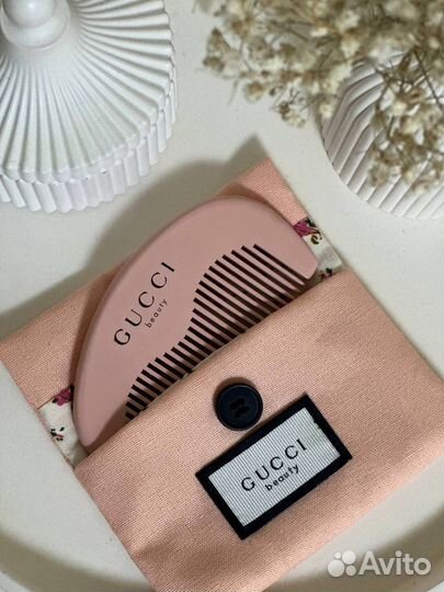 Гребешок gucci