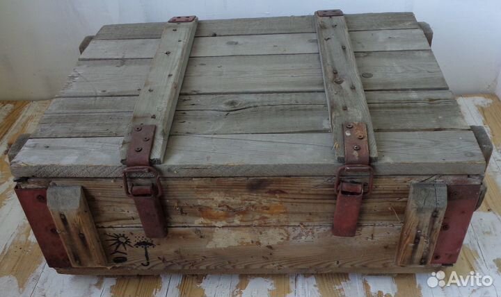 Деревянный военный ящик