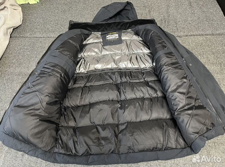 Зимняя куртка