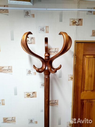 Вешалка напольная