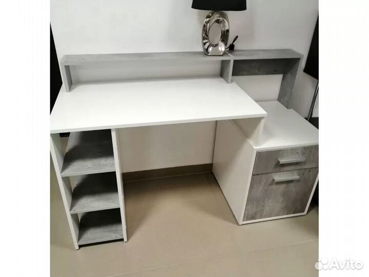 Стол письменный Лайф