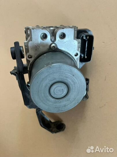 Блок ABS Lexus GS4