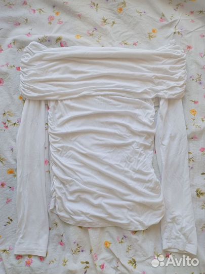 Топ с открытыми плечами sela