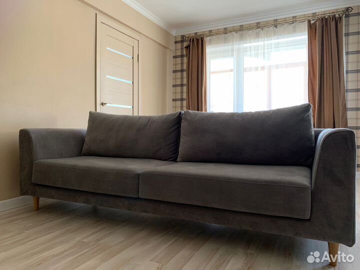 Диван на заказ для кафе