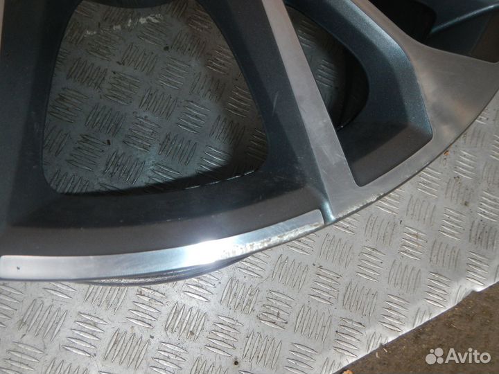 Диск колесный литой R21 5*112 j10,0 ET20 DIA66,5