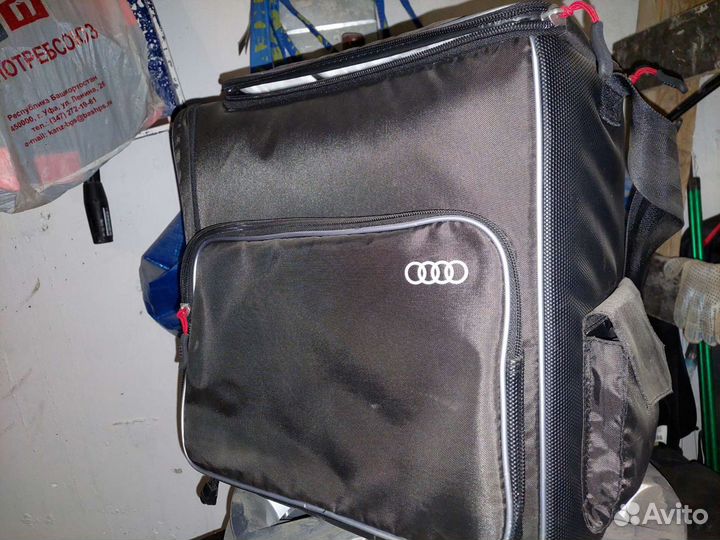 Продам авто холодильник переносной audi ky7