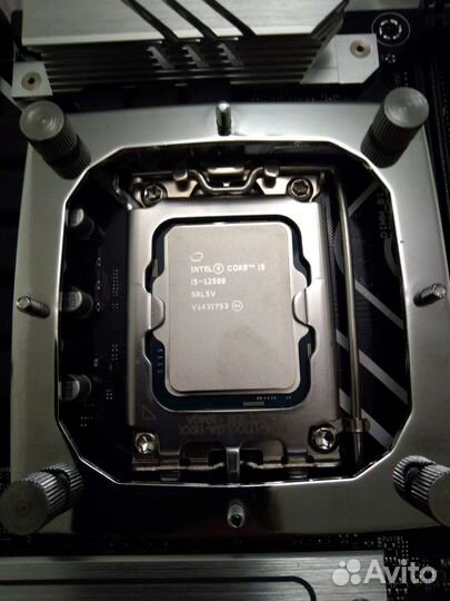 Процессор Intel Core i5-12500
