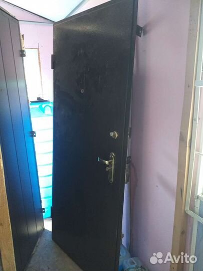 Дверь входная металлическая