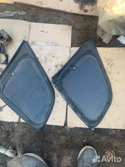 Стекло заднее глухое правое laguna 3 универсал