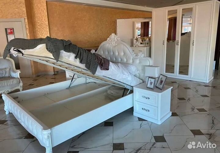 Спальные Гарнитуры