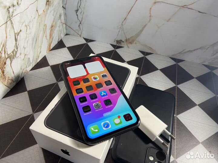 iPhone 11