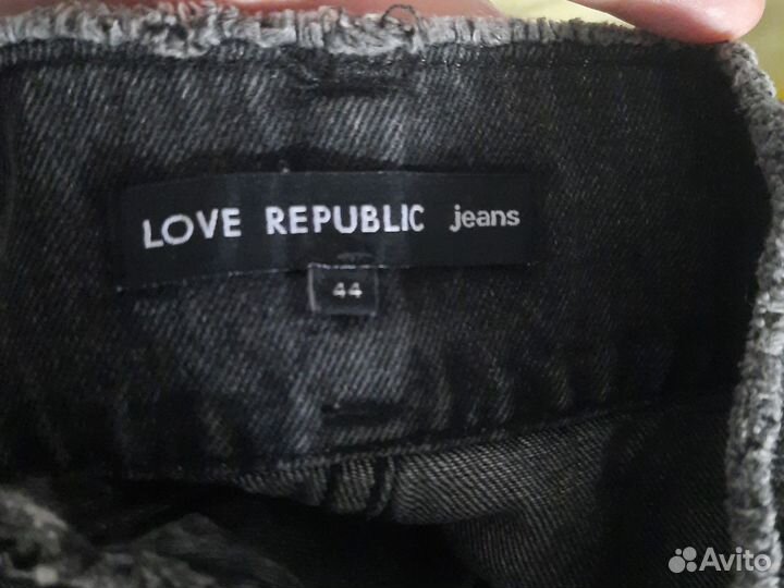 Джинсы женские